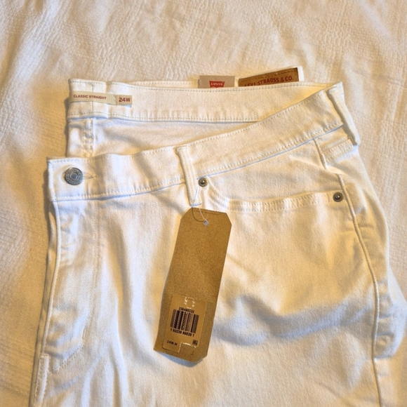 Levi's women's size 24W white classic straight mid rise white jeans, NWT - Picture 4 of 14